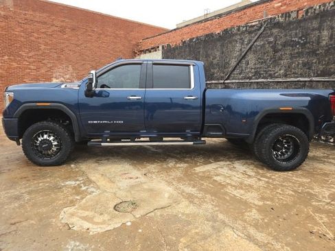 Used 2020 GMC Sierra 3500 Denali w/ Denali Ultimate Package image 4