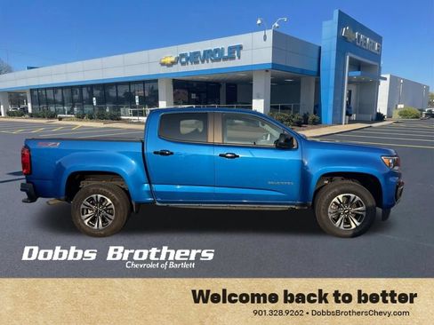 Used 2021 Chevrolet Colorado Z71 AWD/4WD image 9