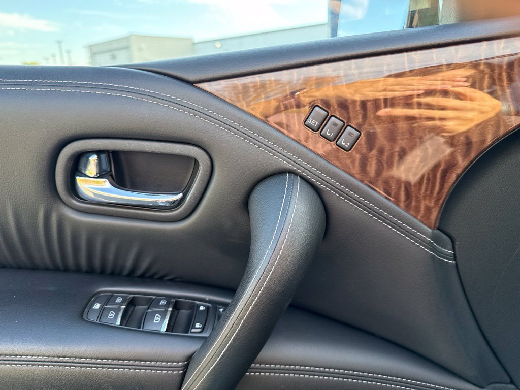 Used 2020 Nissan Armada SL w/ Premium Package AWD/4WD image 31