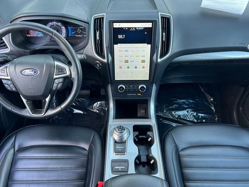 Used 2023 Ford Edge SEL image 10