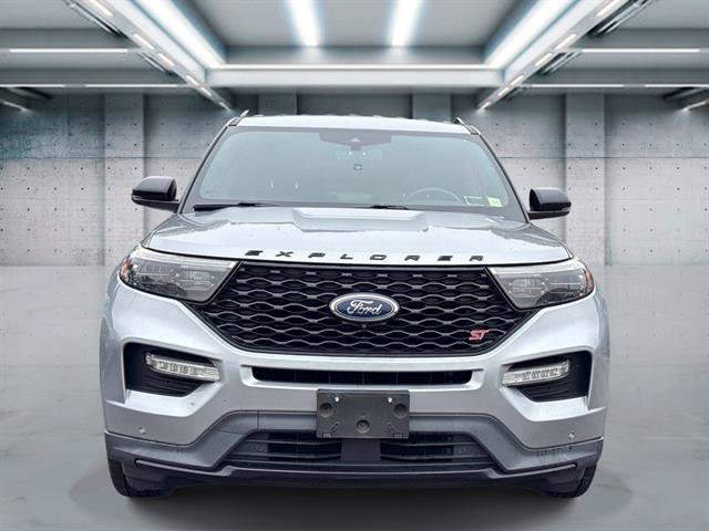 Used 2020 Ford Explorer ST w/ Premium Technology Package AWD/4WD image 2