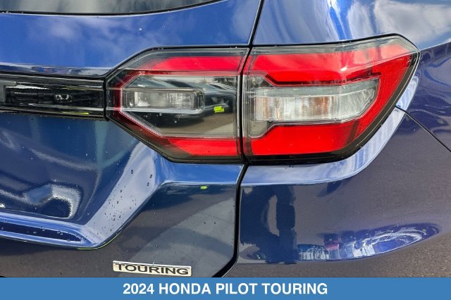 Certified 2024 Honda Pilot Touring image 32