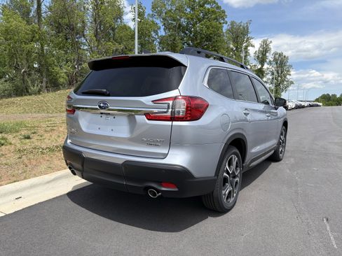 New 2026 Subaru Ascent Limited AWD/4WD image 9