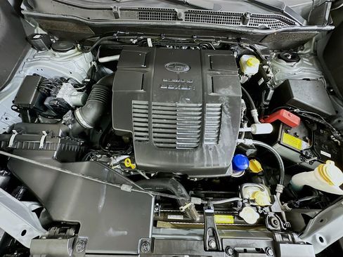 Used 2022 Subaru Forester Premium AWD/4WD image 31