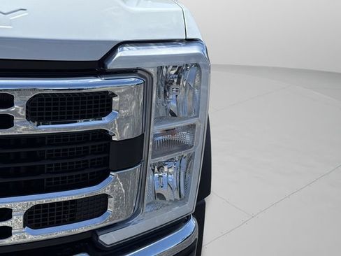 New 2026 Ford F450 XLT w/ XLT Value Package AWD/4WD image 40