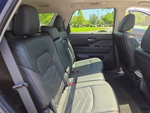 Used 2024 Nissan Pathfinder Platinum w/ Cargo Package FWD image 35