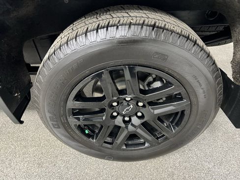 Used 2023 Chevrolet Silverado 1500 Custom w/ LPO, Dark Essentials Package image 19