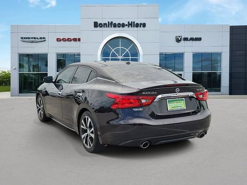 Used 2016 Nissan Maxima Platinum w/ Interior Lighting Package FWD image 4