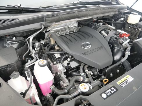 Used 2024 Lexus RX 350 AWD w/ Convenience Package image 12