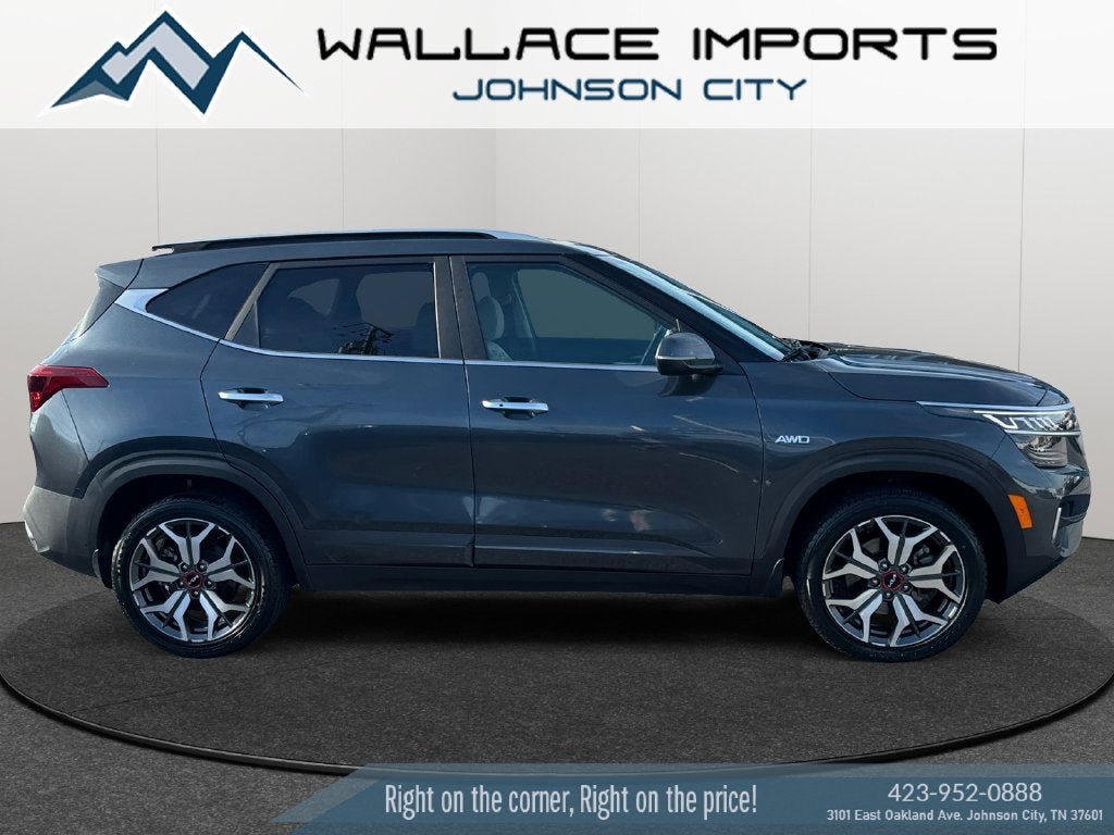 Used 2023 Kia Seltos SX w/ SX Sunroof Package AWD/4WD image 6