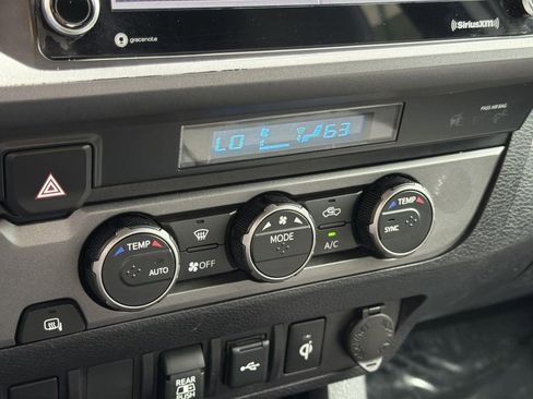 Used 2023 Toyota Tacoma TRD Off-Road image 11