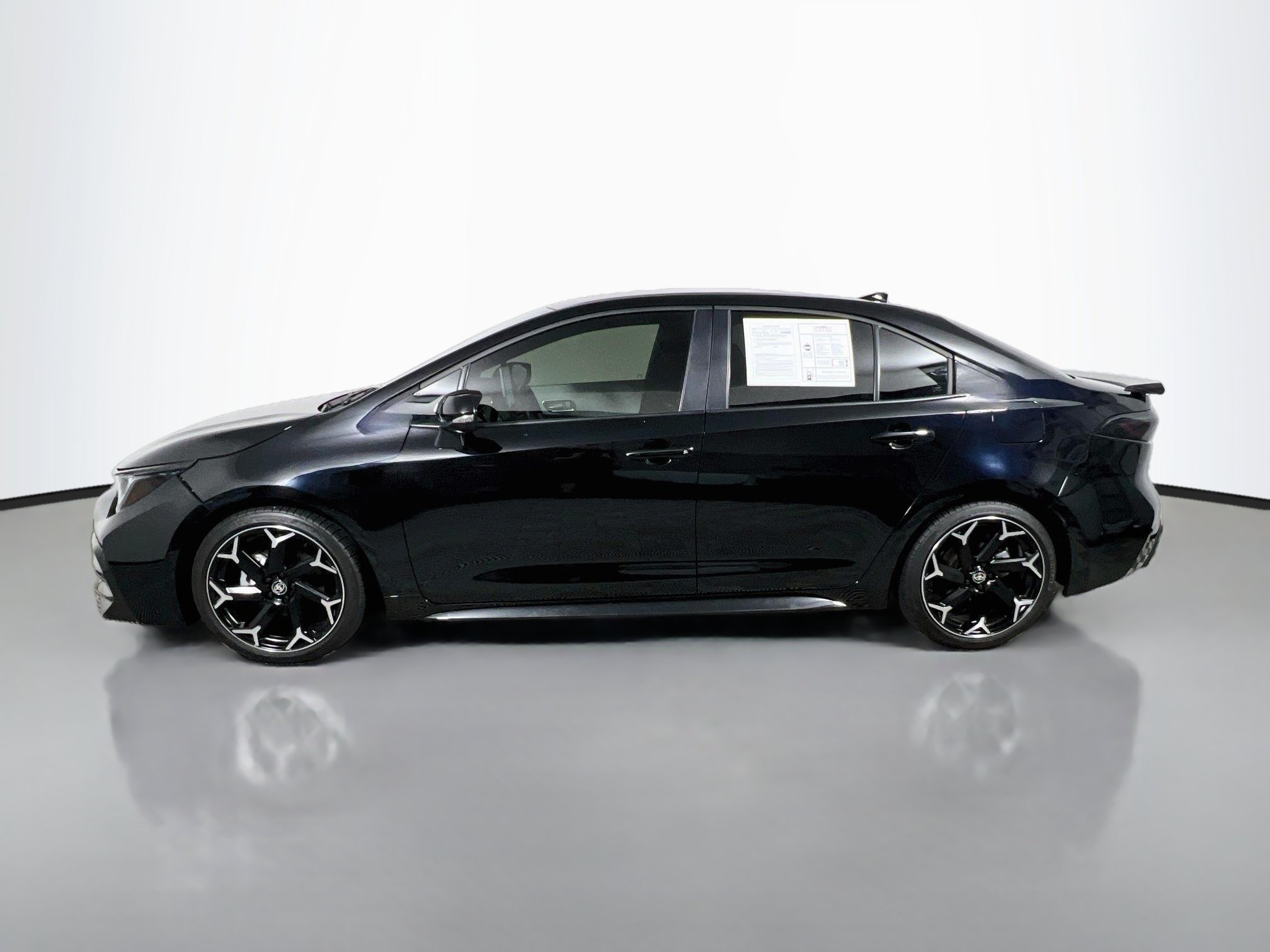 Used 2025 Toyota Corolla FX w/ Convenience Package FWD image 9