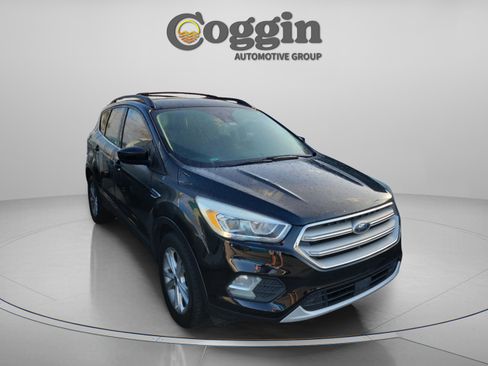Used 2018 Ford Escape SEL w/ Ford Safe & Smart Package image 6