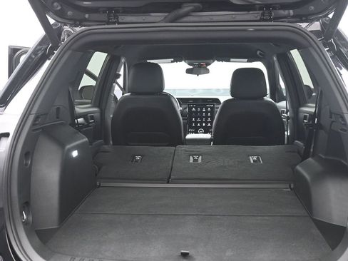 Used 2026 GMC Terrain AT4 image 16