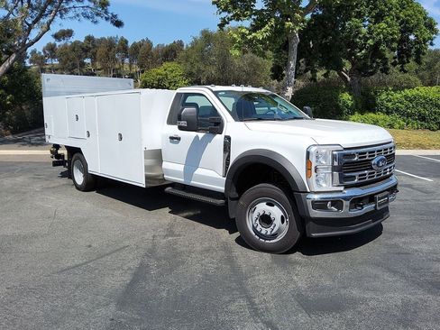 New 2025 Ford F550 2WD Regular Cab Super Duty image 32