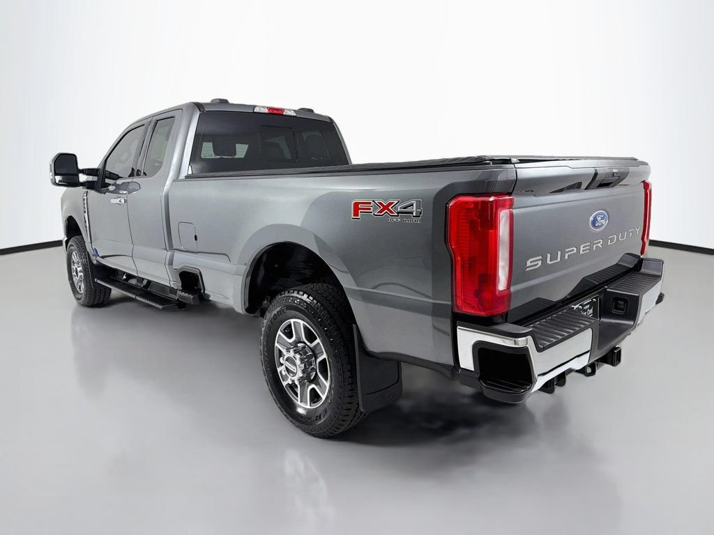 Used 2025 Ford F250 XLT w/ FX4 Off-Road Package AWD/4WD image 5