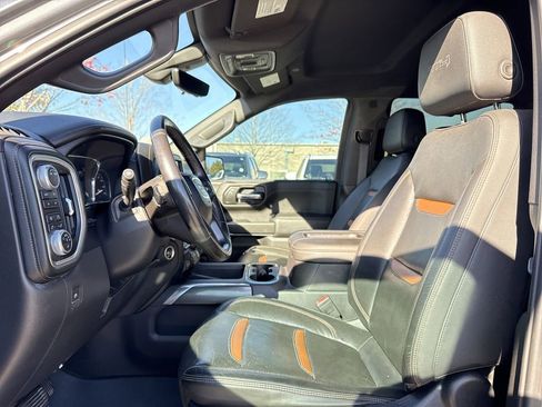 Used 2020 GMC Sierra 1500 AT4 w/ Technology Package image 11