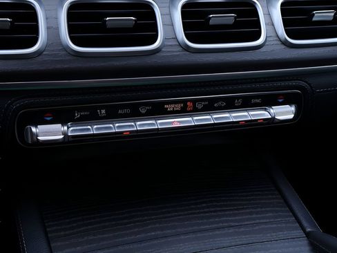 Used 2021 Mercedes-Benz GLE 53 AMG 4MATIC image 28