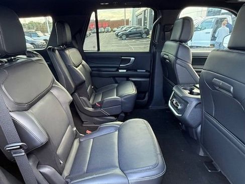 New 2025 Ford Expedition Max Platinum w/ Stealth Performance Package image 18