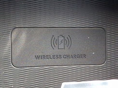 New 2025 Jeep Grand Cherokee Altitude image 14