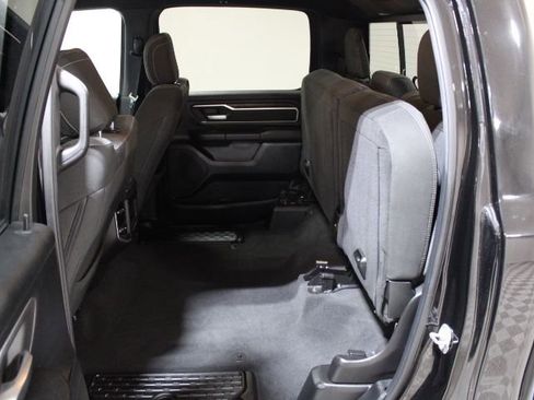 Used 2019 RAM 1500 Big Horn image 28