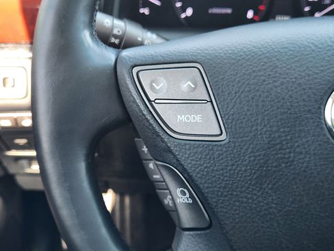 Used 2011 Lexus LS 460 L image 35