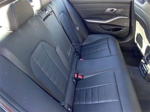 Used 2019 BMW 330i xDrive 330i xDrive w/ Premium Package image 13