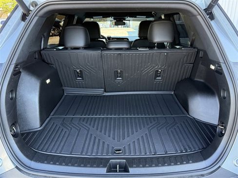 Used 2026 Chevrolet Equinox LT w/ Convenience Package II image 34