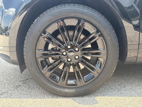 Certified 2025 Land Rover Range Rover Evoque S image 11