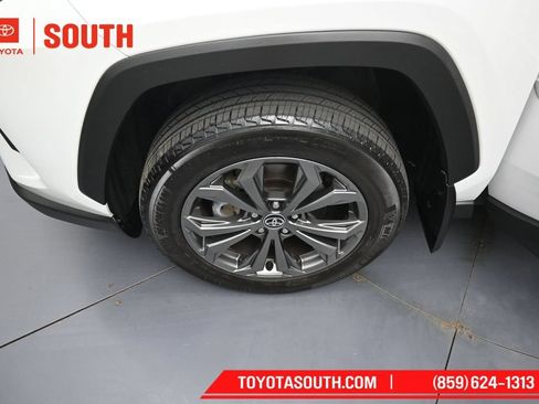 Used 2024 Toyota RAV4 Limited w/ Advanced Technology Package AWD/4WD image 38