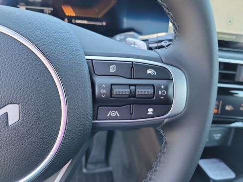 New 2026 Kia K5 GT FWD image 17