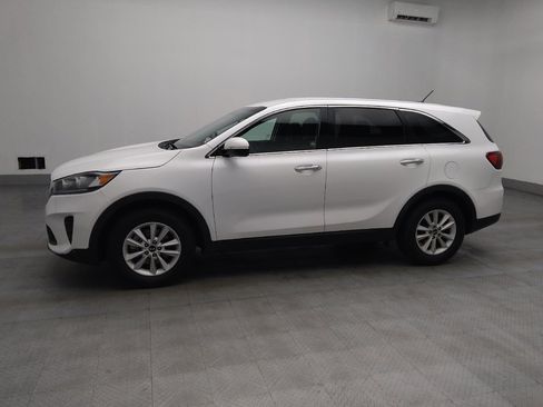 Used 2020 Kia Sorento LX image 2