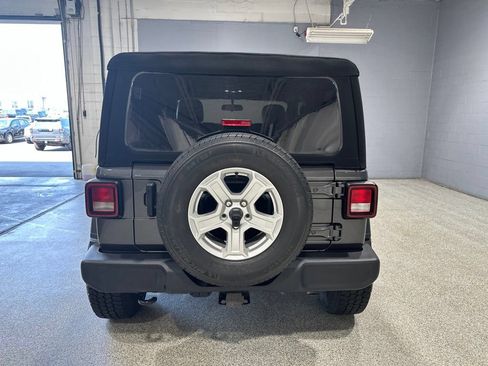 Used 2023 Jeep Wrangler Sport AWD/4WD image 9