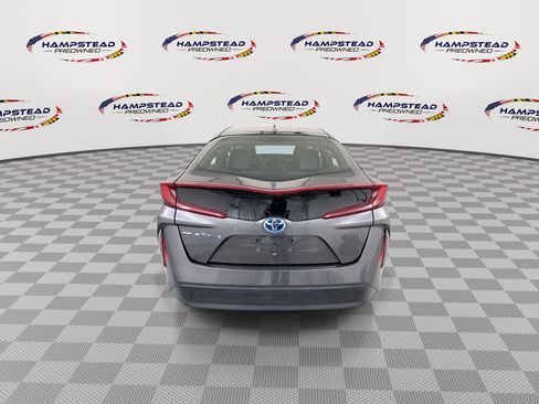 Used 2017 Toyota Prius Prime Premium w/ Carpet Mat Package image 7