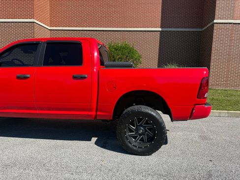 Used 2018 RAM 1500 Classic SLT AWD/4WD image 8