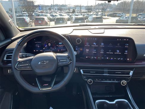 Used 2024 Chevrolet Traverse RS w/ LPO, Floor Liner Package image 17