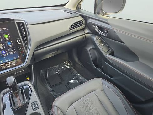 Certified 2024 Subaru Crosstrek 2.5i Limited w/ Crosstrek Mirror Package AWD/4WD image 11