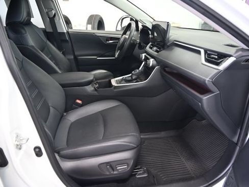 Used 2023 Toyota RAV4 Limited AWD/4WD image 11