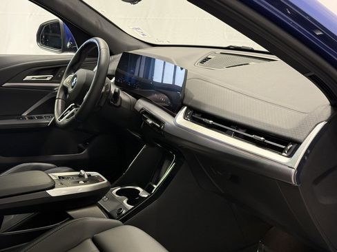 Used 2025 BMW X2 xDrive28i image 29