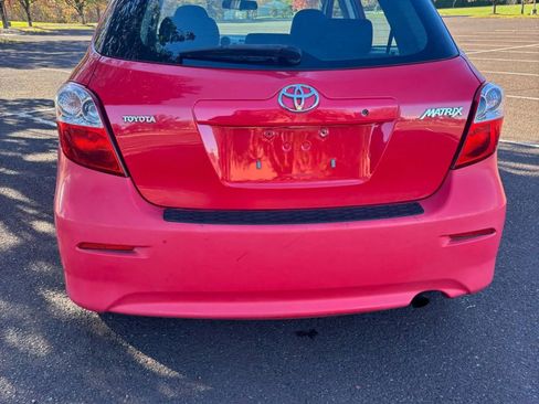 Used 2010 Toyota Matrix image 4