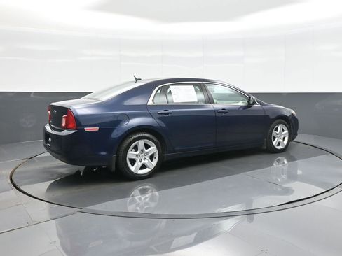 Used 2011 Chevrolet Malibu LS w/ LPO, Protection Package FWD image 7
