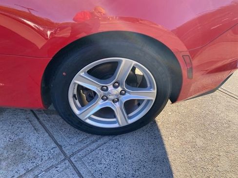 Used 2023 Chevrolet Camaro LT image 9