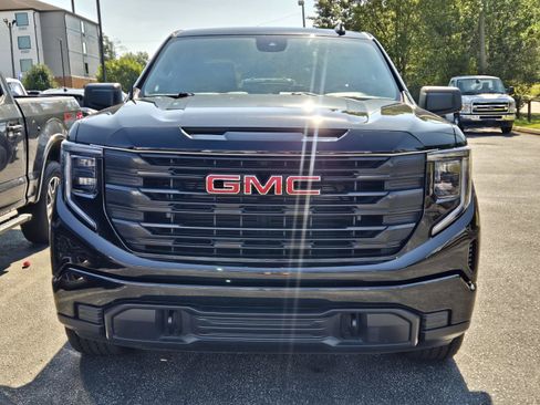 Used 2024 GMC Sierra 1500 Pro w/ Graphite Edition AWD/4WD image 2