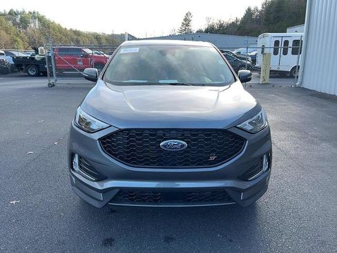 Certified 2024 Ford Edge ST image 3