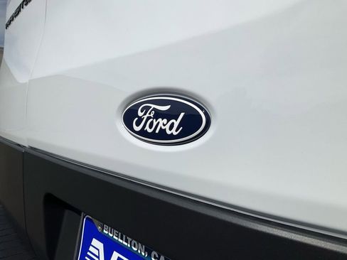 New 2026 Ford Transit 250 148 Medium Roof w/ Load Area Protection Package image 19