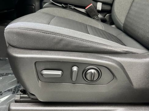 Used 2021 GMC Sierra 1500 Elevation image 13