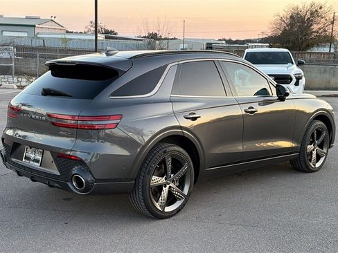 Used 2022 Genesis GV70 3.5T Sport w/ Sport Prestige Package image 4