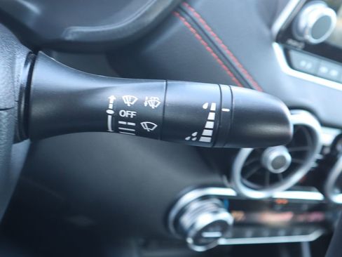 Used 2025 Nissan Sentra SR image 18