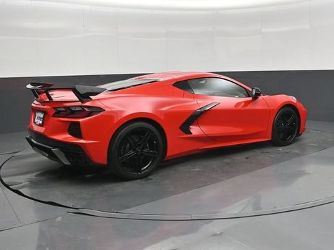 Used 2026 Chevrolet Corvette Stingray Coupe RWD image 33