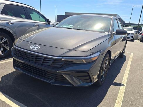 New 2026 Hyundai Elantra Sport FWD image 2